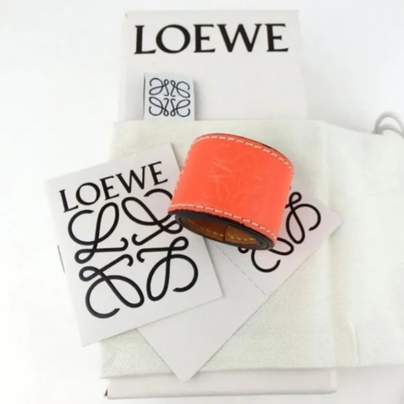 LOEWE ANAGRAM SLAP BRACELET LEATHER - Picture 10 of 12